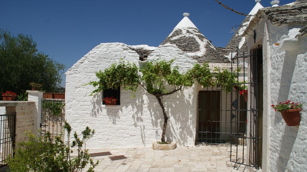 Trullivacation Aparthotel Alberobello Exterior photo